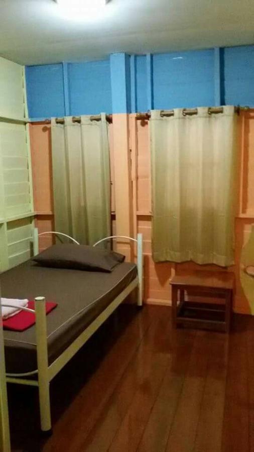 Bangkok House Hostel Phra Nakon Exterior photo